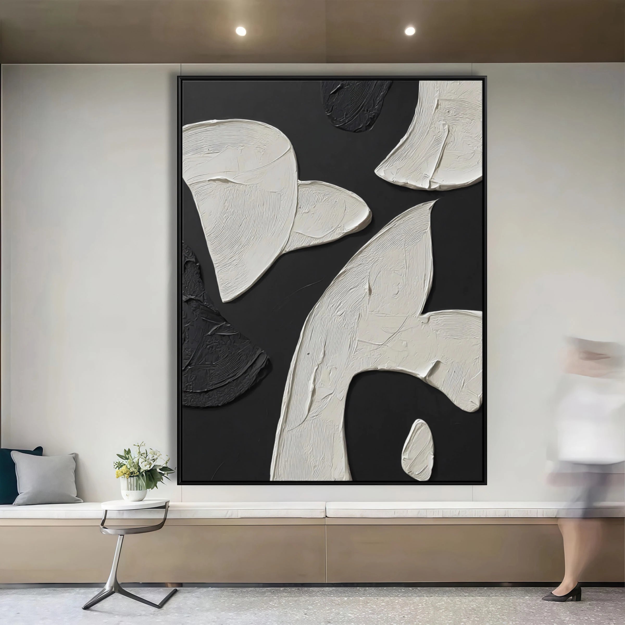 Black and White Abstract ｜ Ivory-Organic-Stucco