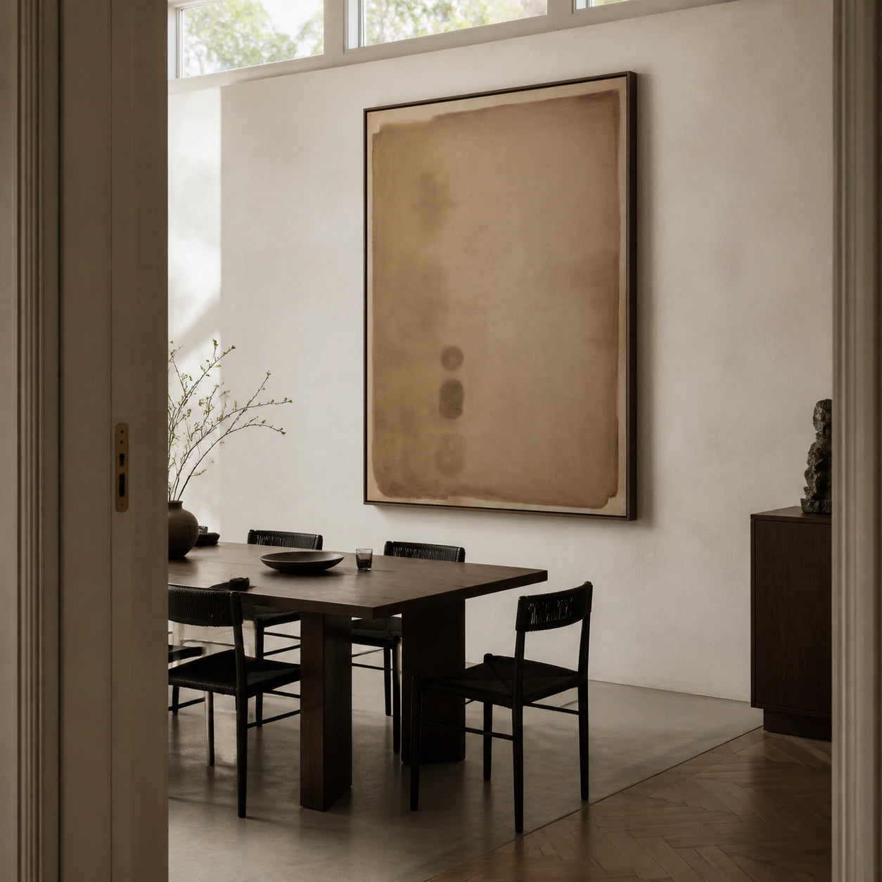 Silt-Index displayed prominently in a refined daylight-filled dining room.